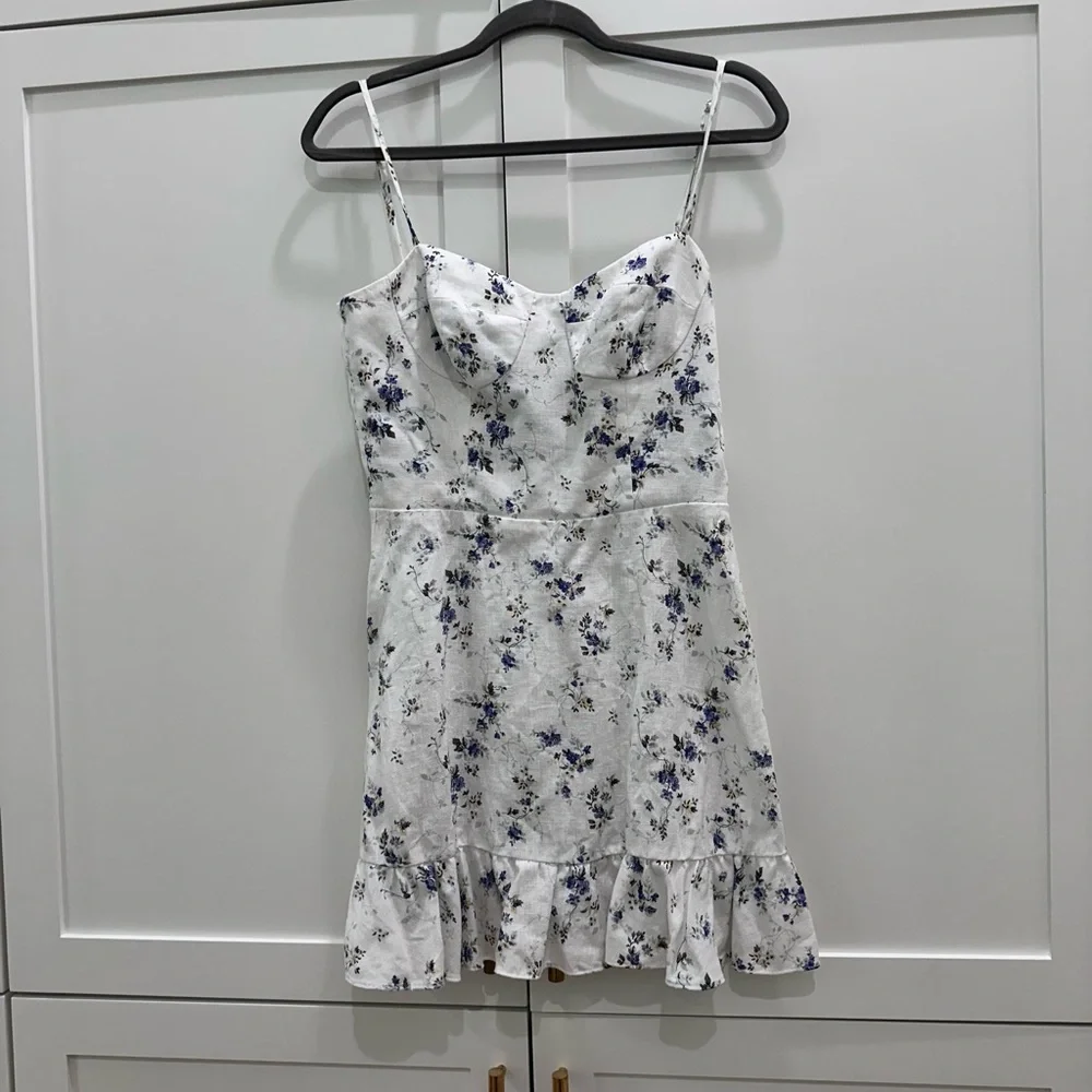 Reformation Mariana Dress In
Madeleine Floral Mini Dress Size 6 - Picture 4 of 7